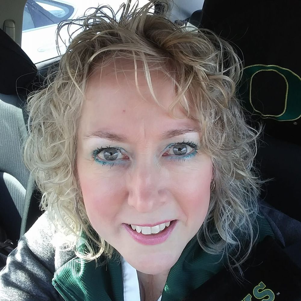 Meet your Posher, Lori